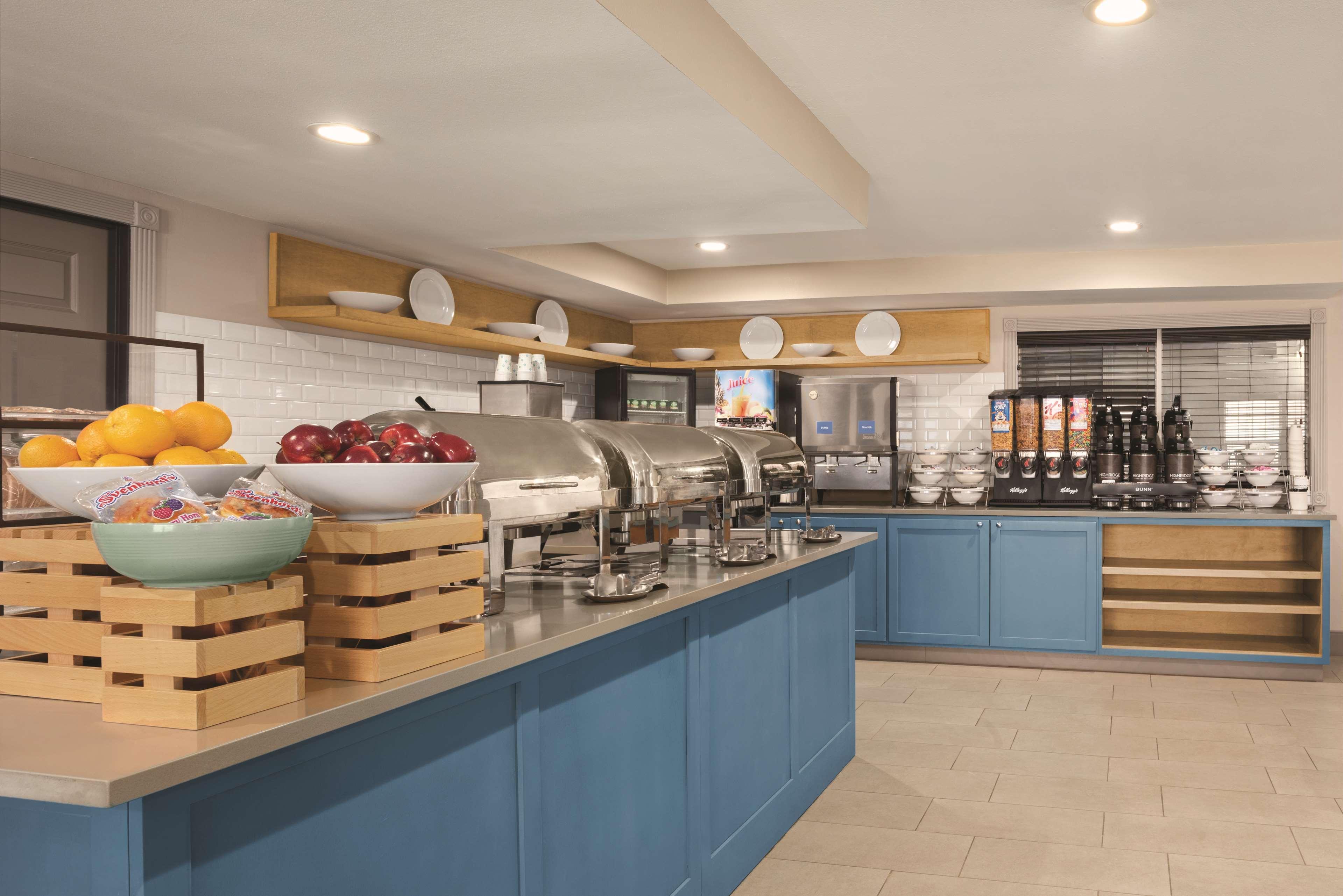 Country Inn & Suites By Radisson, Dubuque, Ia Dış mekan fotoğraf